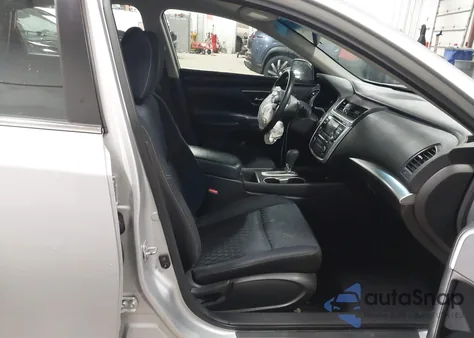 2017 Nissan Altima 2.5/2.5 S/2.5 Sl/2.5 Sr/2.5 Sv z USA, uszkodzony, nr VIN 1N4AL3AP6HC113170